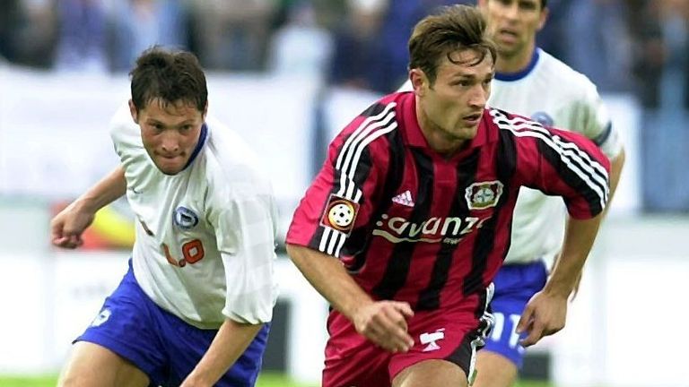 Robert Kovac: Nikos Bruder lief ebenfalls ab 1996 für Leverkusen auf. Er blieb aber zwei Jahre länger. In 127 Bundesligaspielen schoss der Abwehrspieler immerhin ein Tor, allerdings erst in seiner vierten Saison. 