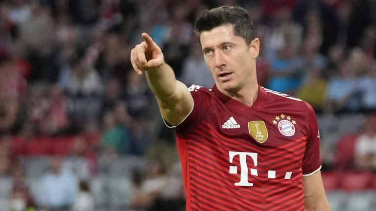 Robert Lewandowski will den FC Bayern wieder auf Platz eins schießen