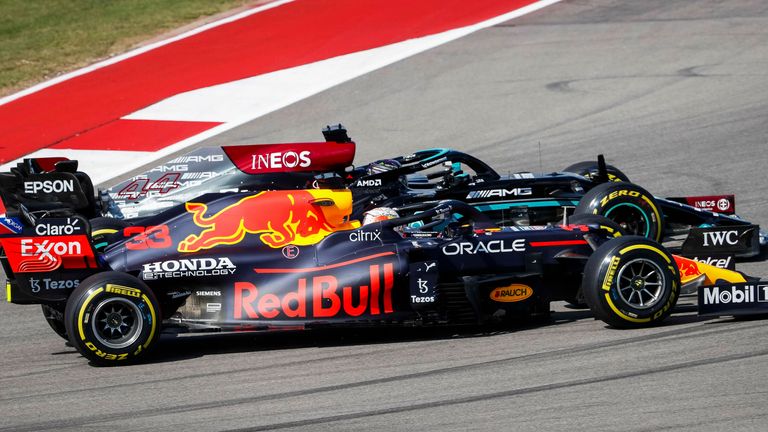 Max Verstappen und Lewis Hamilton duellieren sich in Austin beim GP der USA - sicherlich nicht zum letzten Mal in dieser Saison. 
