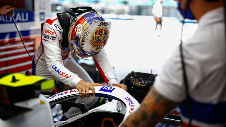 Mick Schumacher ist beim GP der USA mit einem speziellen Helm-Design unterwegs. 