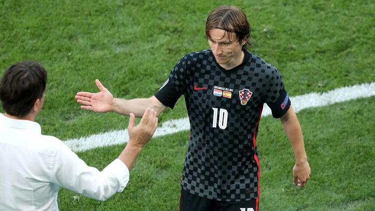 LUKA MODRIC (Kroatien): Der Weltfußballer von 2018 war im Finale in Russland an Frankreich gescheitert. Der 4-malige Champions League-Sieger von Real Madrid ist mittlerweile 36 Jahre alt.