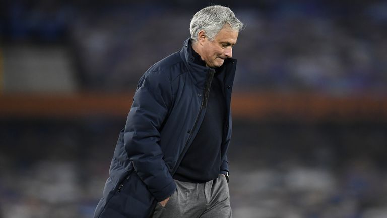 Jose Mourinho erlebt mit der AS Rom ein historisches Debakel in der Europa League.