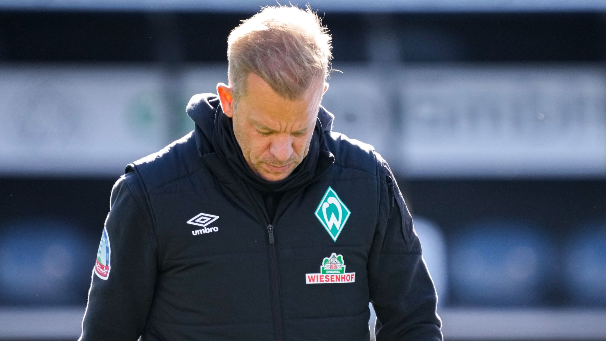 Corona News: Ex-Werder-Coach Markus Anfang Gibt Impfzertifikat ...