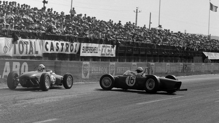 1961: 8 Punkte Abstand. Ferrari (Hill/von Trips/Ginther) vor Lotus (Moss/Clark/Ireland).