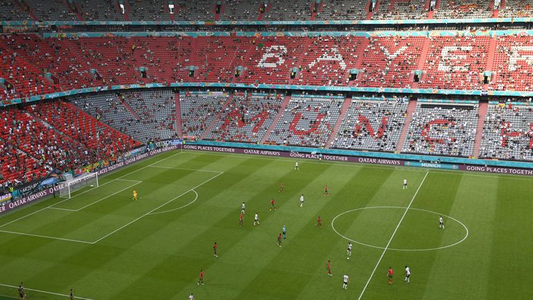 Die Allianz Arena darf wahrscheinlich bald nur noch zu 25 Prozent mit Zuschauern gefüllt sein.