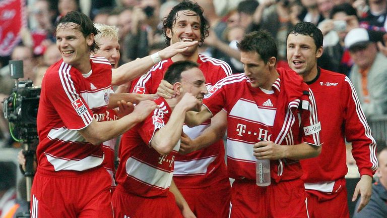 FC Bayern München (2007/08): Punkte nach zehn Spieltagen: 26; Endplatzierung: 1