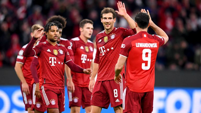 Der FC Bayern München zieht mit vier Siegen aus vier Spielen vorzeitig ins Champions-League-Achtelfinale ein. 