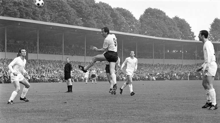 Platz 9: Reinhold Wosab - 60 Tore (198 Bundesligaspiele)