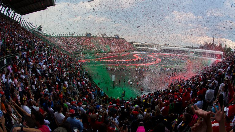 Die Stimmung auf den Tribünen in Mexiko macht das Rennen zu einem besonderen Ereignis.