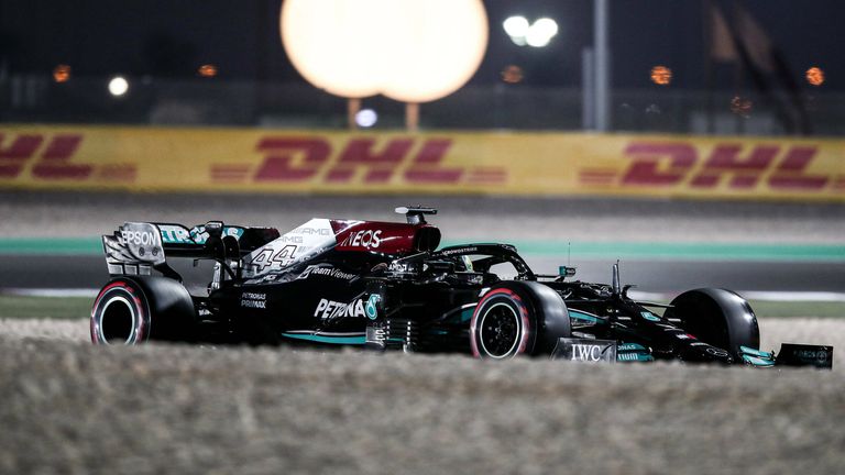 Lewis Hamilton startet beim GP von Katar von der Pole Position.