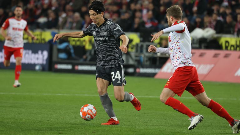 …den vierten Platz teilen sich Genki Haraguchi (Union), Leroy Sane (Bayern), Dayot Upamecano (Bayern), Filip Kostic (Frankfurt), Karim Onisiwo (Mainz) und Jonas Hector (Köln) mit jeweils vier Vorlagen.