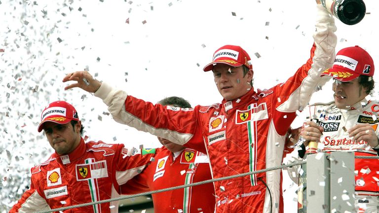 PLATZ 10: Kimi Räikkönen (Ferrari) in 2007 im Alter von 28 Jahren und 4 Tagen
