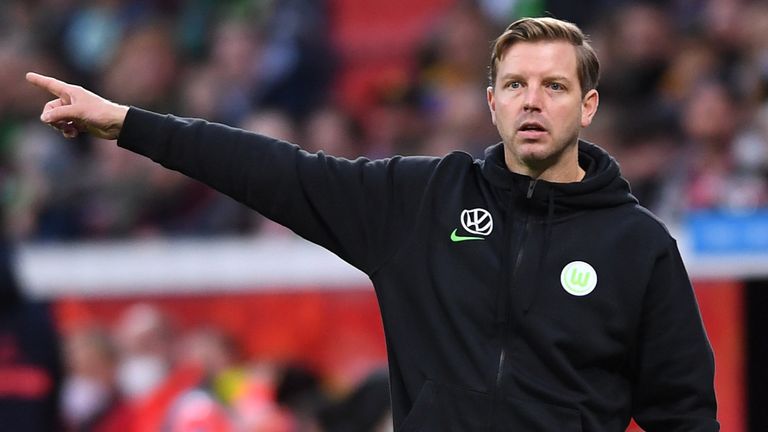 Florian Kohfeldt musste seine erste Niederlage als Trainer des VfL Wolfsburg hinnehmen.