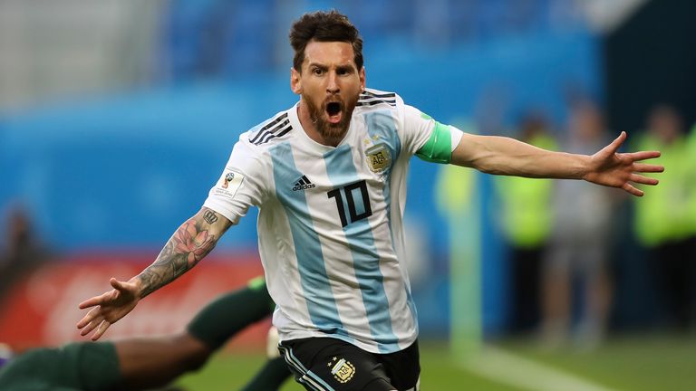 Lionel Messi hat bislang an vier Weltmeisterschaften für Argentinien teilgenommen.
