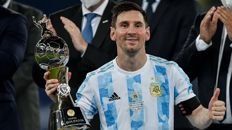 Lionel Messi ist zum siebten Mal Sieger bei der Wahl zum Ballon d&#39;Or.