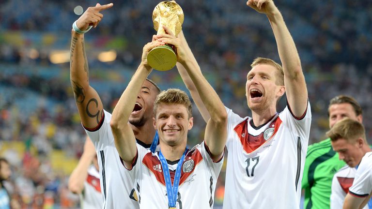 2014 - Thomas Müller (FC Bayern): Platz 6; Gewinner: Cristiano Ronaldo (Real Madrid)