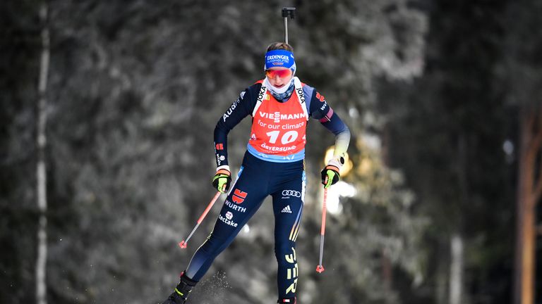 Franziska Preuß sprintet in Östersund auf Platz sieben.