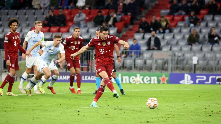 Der Champions-League-Sieger von 2020 markierte 50 seiner Tore mit rechts, zwölf mit links, 15 per Kopf und eins mit einem anderen Körperteil. Zudem verwandelte er alle seine 14 Elfmeter.