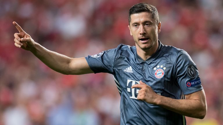 Lewandowski erzielte vier Tore in den vergangenen drei Partien zwischen dem FC Bayern und Benfica. Nur Jürgen Klinsmann erzielte in Duellen mit den Portugiesen mehr Tore. Der Ex-Bundestrainer markierte sechs Treffer in zwei Spielen gegen Benfica.