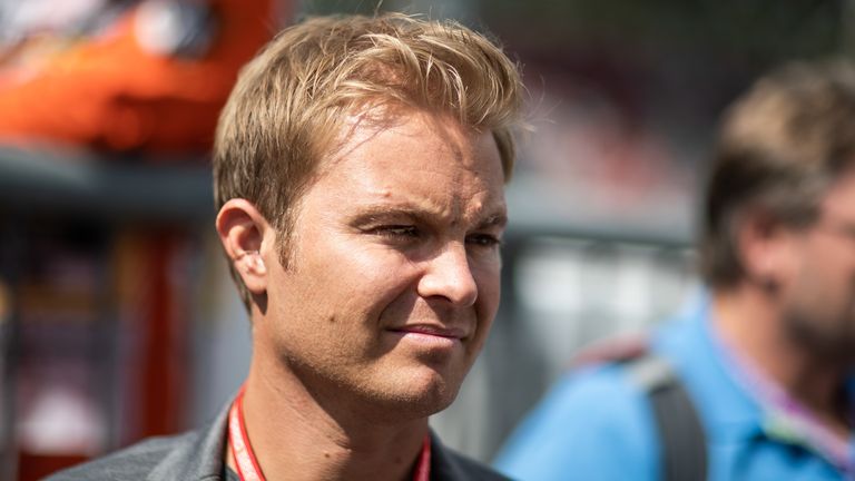 Nico Rosberg sieht Lewis Hamilton wegen seiner Erfahrung im Vorteil.