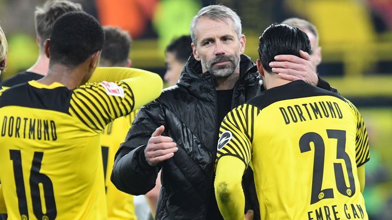 Hazard hat Corona, Hummels rotgesperrt: BVB-Trainer Marco Rose ist zum Umbauen gezwungen. 