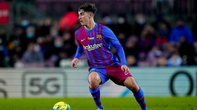 Gavi (Mittelfeld): 17 Jahre – 16 Ligaspiele – Vertrag bis 2023 – letzter Verein: FC Barcelona U19