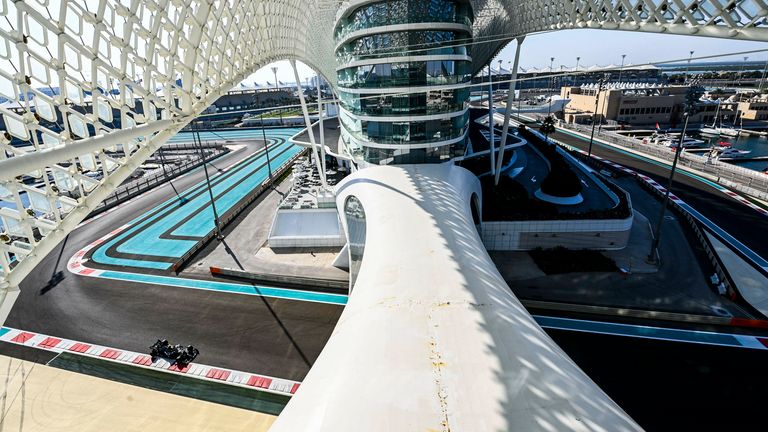 Der Yas Marina Circuit in Abu Dhabi hat für das Saisonfinale 2021 eine Action-Auffrischung erhalten. 
