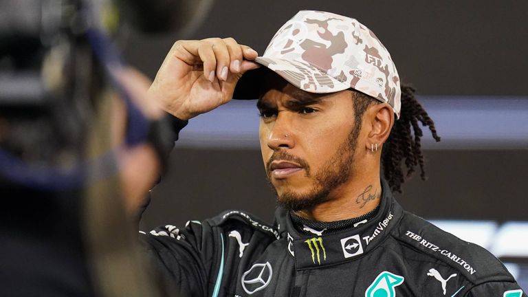 Lewis Hamilton und Mercedes haben einen Tag vor dem Rennen in Abu Dhabi eine Kampfansage an Red Bull und Verstappen rausgeschickt.
