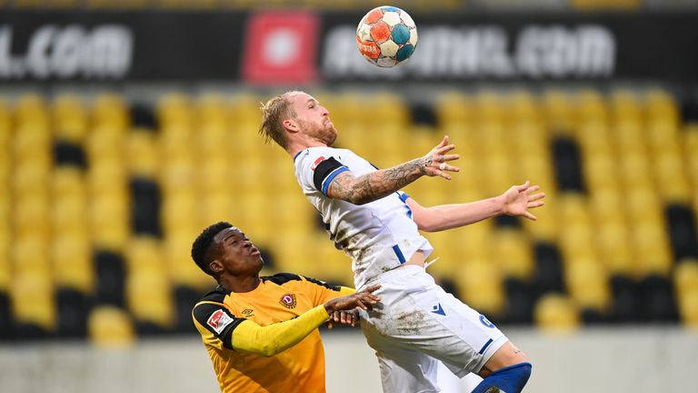 GEWONNENE KOPFBALLDUELLE: 1. Philipp Hofmann, 127 Kopfballduelle (Karlsruhe), 2. Tim Kleindienst, 118 Kopfballduelle (Heidenheim), 3. Uwe Hünemeier, 113 Kopfballduelle (Paderborn) 