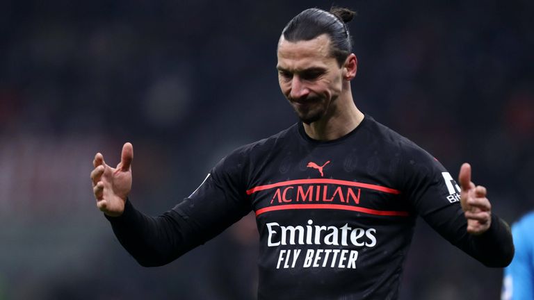 Niederlage im Topspiel gegen Neapel: Ibrahimovic hadert mit dem Rückschlag.