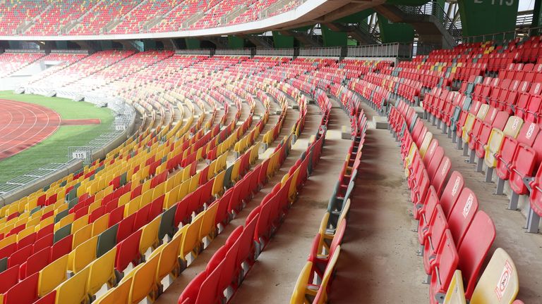 Das Stade Japoma fasst 50.000 Zuschauer.