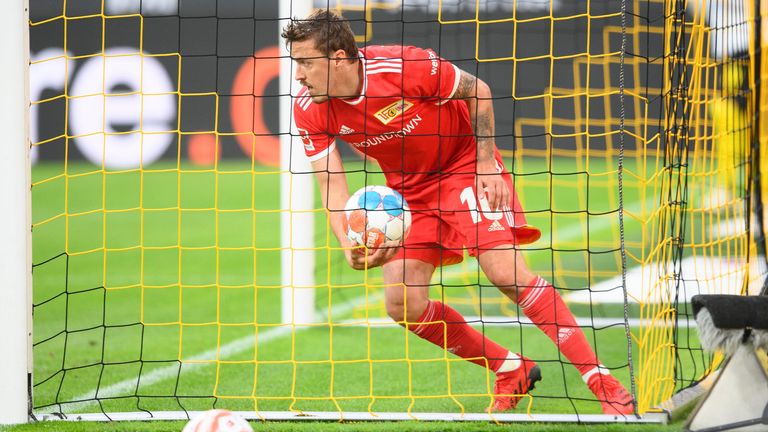 …6. Max Kruse (Union), Wout Weghorst (Wolfsburg), Goncalo Paciencia (Frankfurt), Lars Stindl (Gladbach), Emre Can (Dortmund), Fabian Klos (Bielefeld) Daniel Caligiuri (Augsburg), jeweils zwei Elfmeter