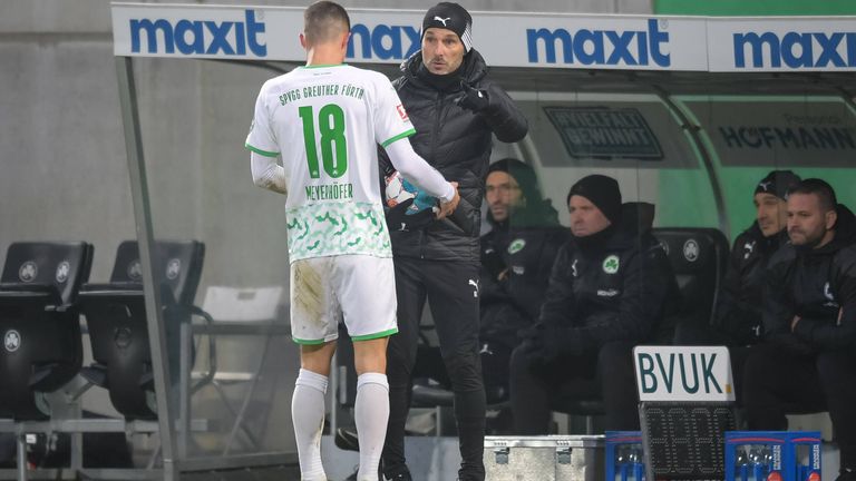 PLATZ 16: Stefan Leitl (Greuther Fürth) - Note: 4,02