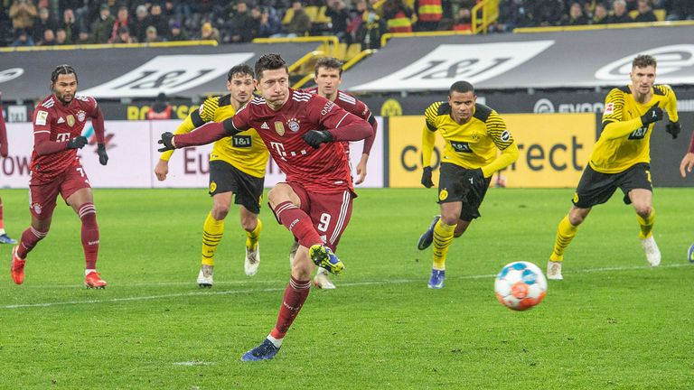 Robert Lewandowski zeigte sich vom Punkt gegen Dortmund wie gewohnt nervenstark.