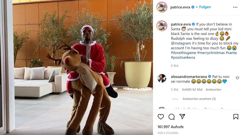 Patrice Evra ist für seine auffälligen und völlig überdrehten Instagram-Videos bekannt. Diesmal - passend zur Jahreszeit - geht er als Santa verkleidet mit ''seinem Rudolph'' steil (Quelle: Instagram/patrice.evra)