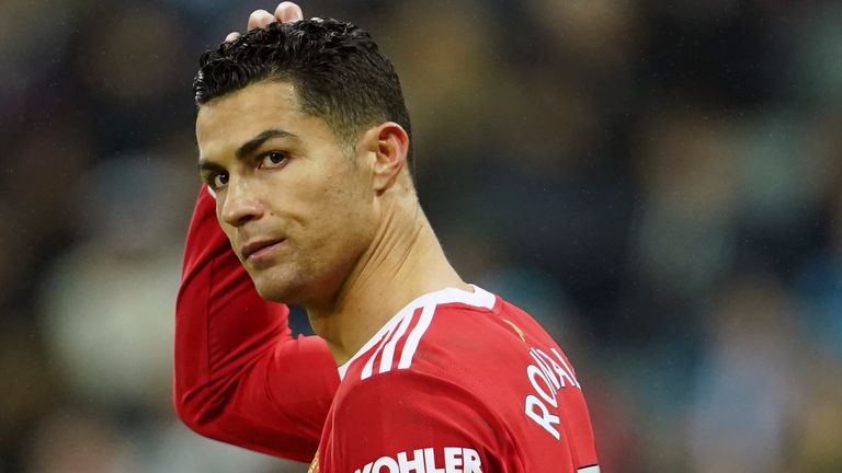 Cristiano Ronaldo wird scharf von United-Legende Gary Neville kritisiert.