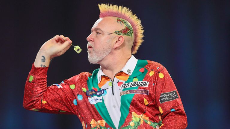Peter Wright gewinnt sein Auftaktmatch bei der Darts-WM.
