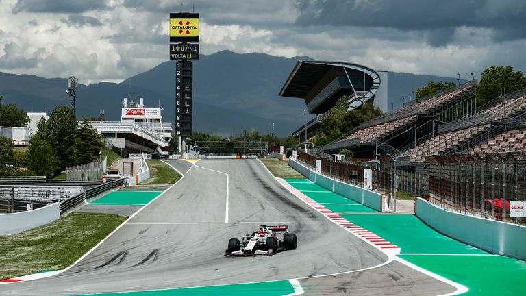 Die ersten F1-Tests des Jahres finden auf dem Circuit de Barcelona-Catalunya statt.