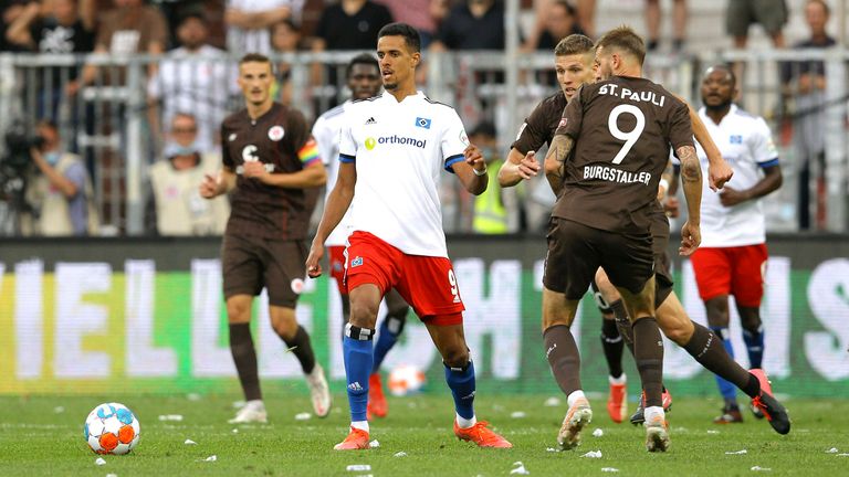 St. Pauli-Torjäger Guido Burgstaller möchte gegen den HSV seinen kleinen Negativlauf beenden.