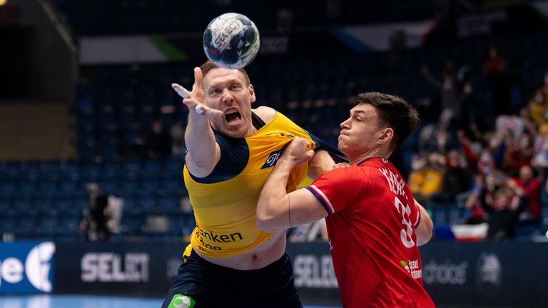 Schweden zittert sich gegen Tschechien in die EM-Hauptrunde.