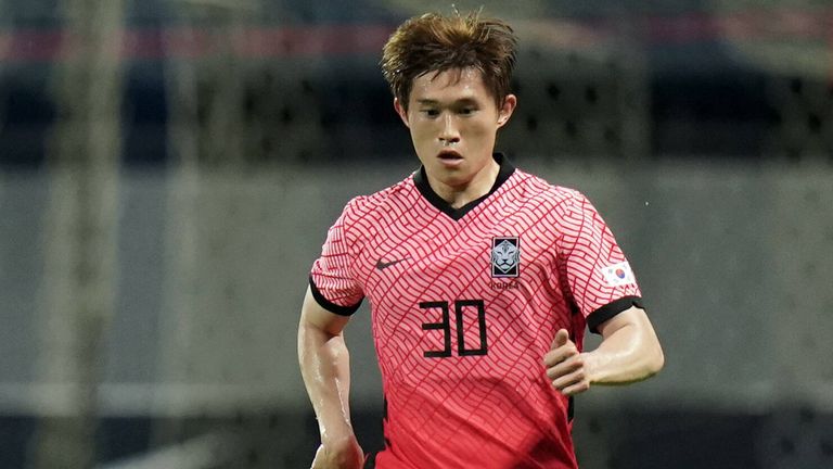 Dong-Gyeong Lee steht vor einem Wechsel zu Schalke 04.