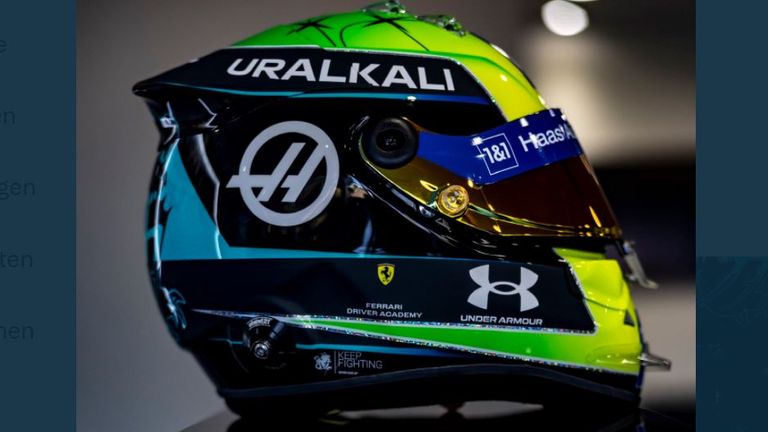 Und so sieht der Kopfschutz von der Seite aus (Quelle: Twitter Mick Schumacher). 