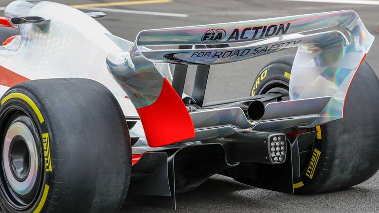 Der Heckflügel des neuen Formel-1-Autos. 