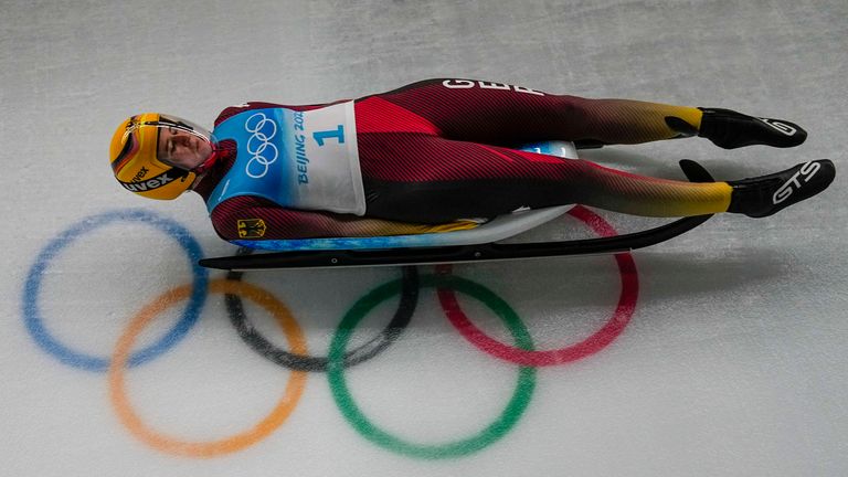 Natalie Geisenberger sichert sich ihre insgesamt fünfte Gold-Medaille bei Olympischen Winterspielen.