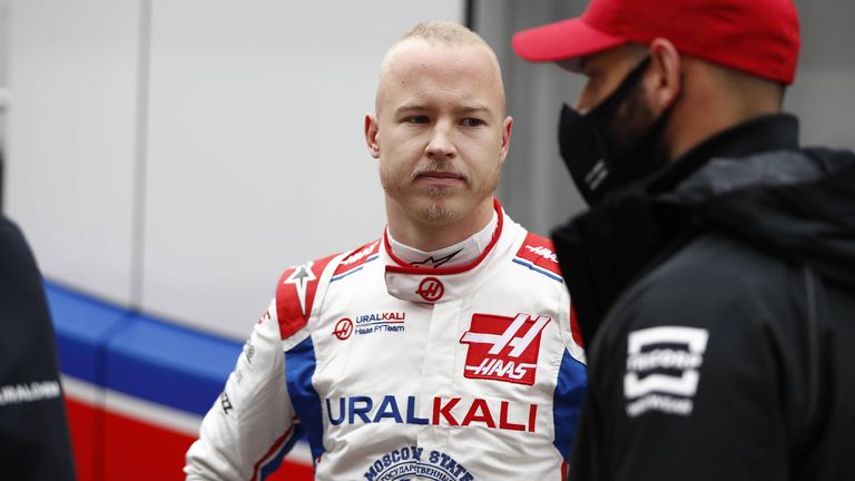Haas, das Team um Fahrer Nikita Mazepin, denkt offenbar darüber nach, sich vom Sponsor Uralkali zu trennen.