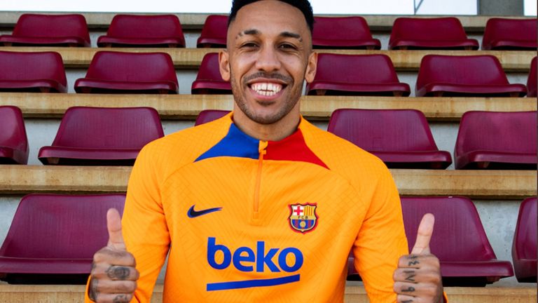 Pierre-Emerick Aubameyang unterschrieb beim FC Barcelona einen Dreijahresvertrag (Quelle: twitter.com/FCBarcelona).