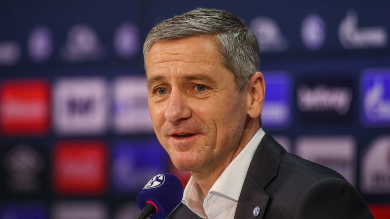 Bernd Schröder ist ''auf Schalke angekommen''.