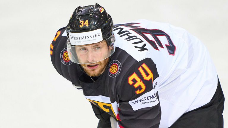 Tom Kühnhackl tritt für Deutschland im Eishockey an.