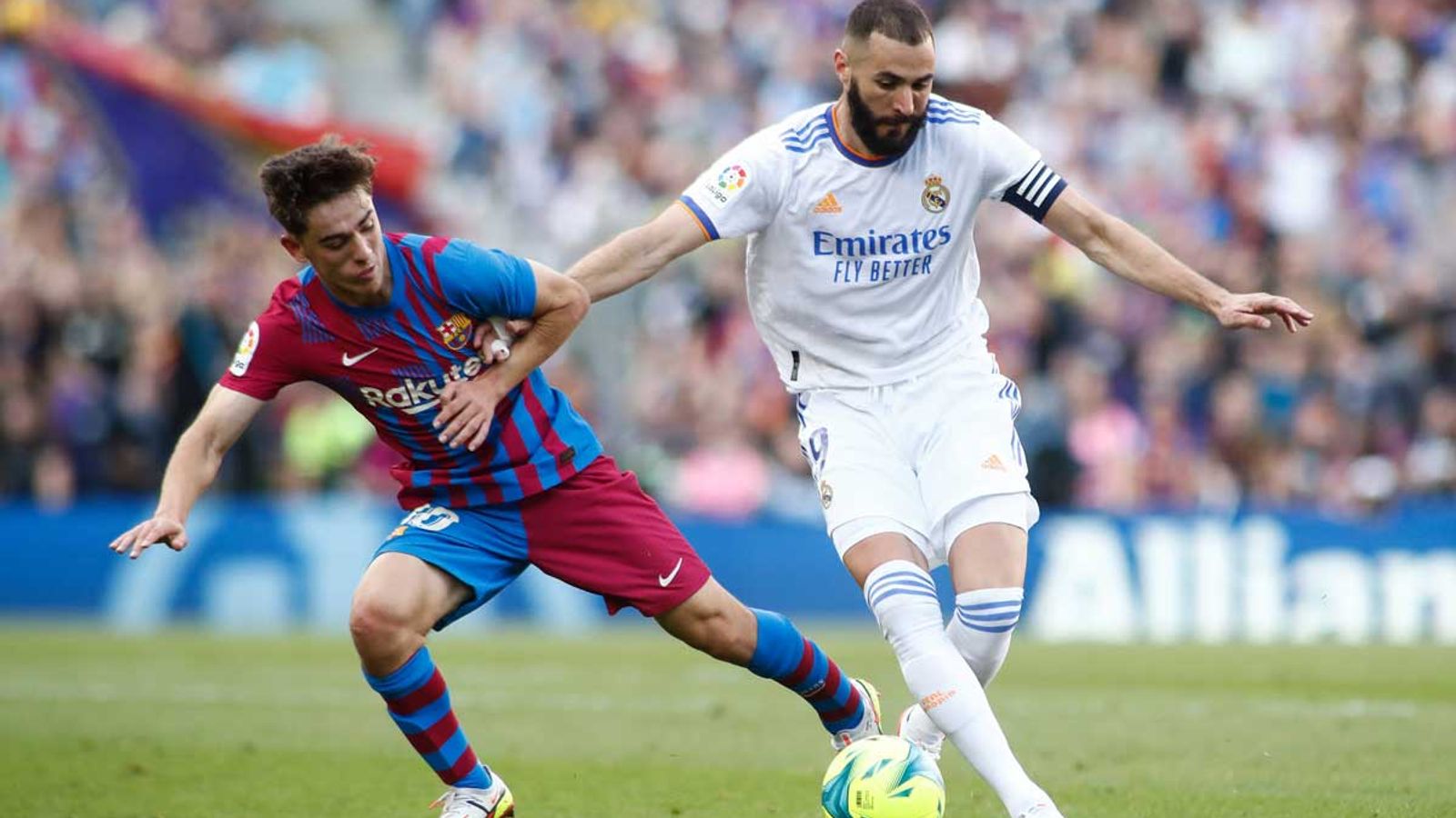 Clasico News Real Madrid and FC Barcelona überraschen mit Trikotwahl Fußball News Sky Sport