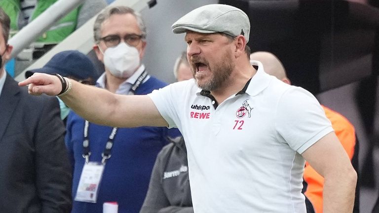 Kölns Trainer Steffen Baumgart ist mit dem Verhalten der Effzeh-Fans im Zusammenhang mit der Verletzung von Leverkusens Florian Wirtz nicht einverstanden.